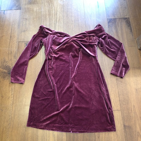 BNWT Express Velvet Party Dress sz XL - Picture 4 of 5